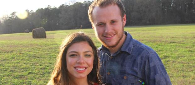 Josiah Duggar Is Engaged to Lauren Swanson -social network Josiah Duggar Is Engaged to Lauren Swanson -social network