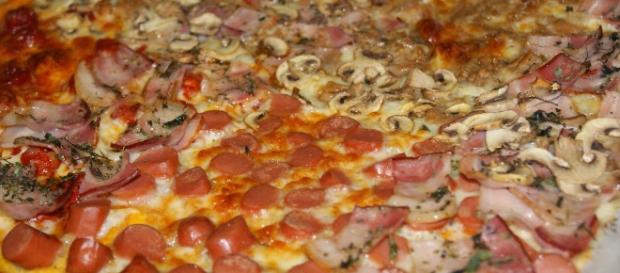 Pizza casera familiar - Anna Recetas Fáciles - annarecetasfaciles.com Pizza casera familiar - Anna Recetas Fáciles - annarecetasfaciles.com