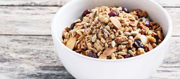 Receta de Granola casera fácil y saludable - ElizabethRider.com - elizabethrider.com Receta de Granola casera fácil y saludable - ElizabethRider.com - elizabethrider.com
