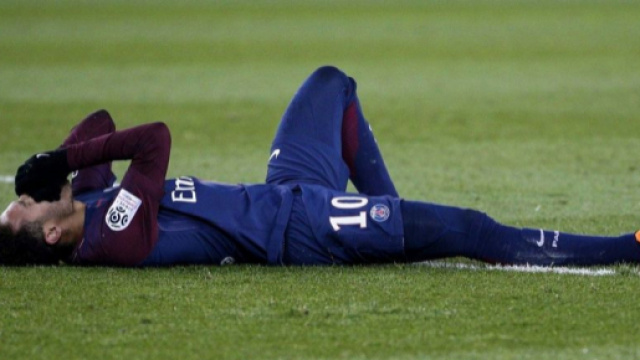 Bless&eacute;, Neymar ratera au moins deux matchs : le PSG s'inqui&egrave;te ... - sudouest.fr