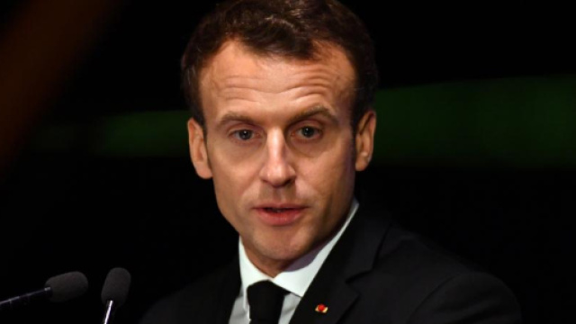 Manifestation du 1er-Mai : Emmanuel Macron condamne "avec une ... - francetvinfo.fr