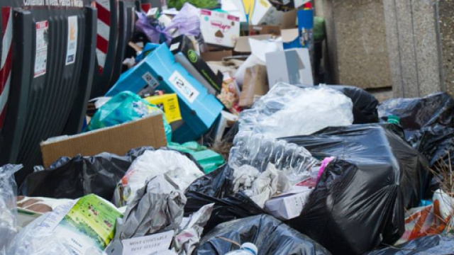 Nuova emergenza rifiuti a Roma