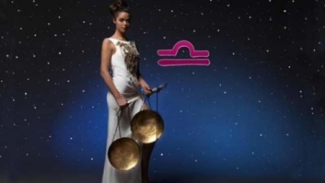 Oroscopo del giorno 8 maggio 2018 | Futuro roseo per il segno della Bilancia: previsioni zodiacali sulla giornata di martedì 8 maggio