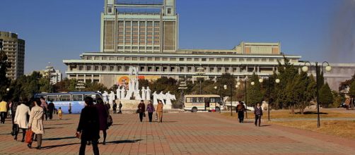 Fountain Park in Pyongyang city, DPRK (Image credit – Calflier001, Wikimedia Commons)