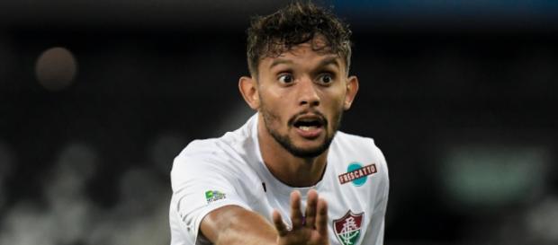 Clube europeu quer Gustavo Scarpa Clube europeu quer Gustavo Scarpa