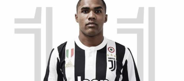 Douglas Costa puede salir de la Juventus Douglas Costa puede salir de la Juventus