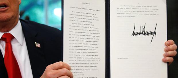 Trump fait volte-face et dit non à la séparation des familles à la ... - sputniknews.com Trump fait volte-face et dit non à la séparation des familles à la ... - sputniknews.com