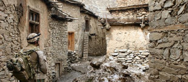 US marine in Afghan village. Image credit wikilimages/ pixabay.com US marine in Afghan village. Image credit wikilimages/ pixabay.com