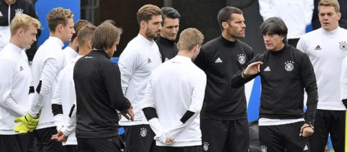 Löw coloca duras normas a los jugadores durante el Mundial