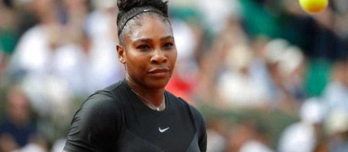 Serena Willians gana su primer partido en Francia