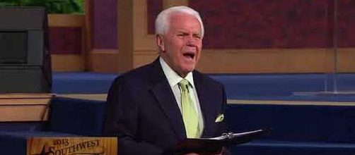 Televangelist Jesse Duplantis asking followers for $54 million for private jet. - [Image: New Chanel / YouTube screenshot]