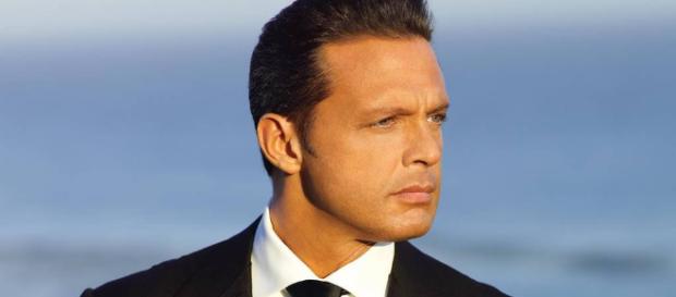 Luis Miguel, uno de los mejores cantantes del mundo Luis Miguel, uno de los mejores cantantes del mundo