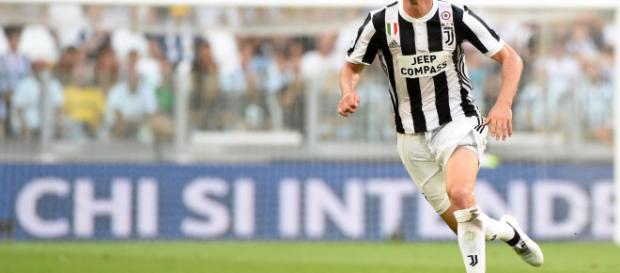 Stephan Lichtsteiner sera del Arsenal este verano. Stephan Lichtsteiner sera del Arsenal este verano.