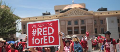 Teachers protesting at the capitol in Phoenix. [image source: Gage Skidmore - Flickr]