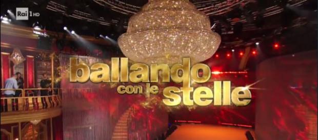 Ballando con le Stelle 13: due coppie eliminate in semifinale Ballando con le Stelle 13: due coppie eliminate in semifinale
