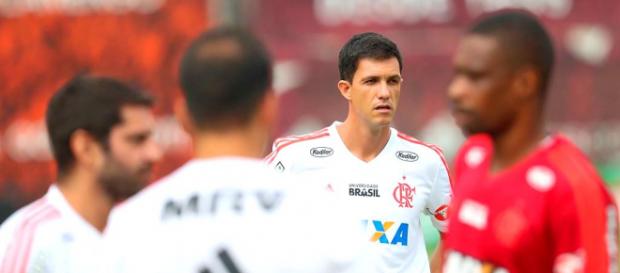 Flamengo não está sentindo falta de jogador vendido Flamengo não está sentindo falta de jogador vendido