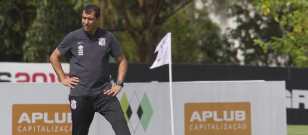 Jogador vai reforçar time montado por Carille Jogador vai reforçar time montado por Carille