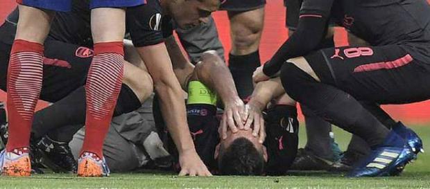 Terrible nouvelle pour l'Equipe de France, qui sera privée de Koscielny pour la Coupe du Monde. Terrible nouvelle pour l'Equipe de France, qui sera privée de Koscielny pour la Coupe du Monde.