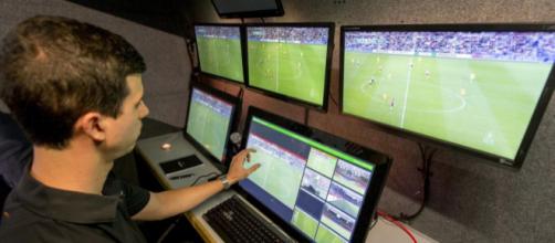 La LFP dit oui à l'arbitrage vidéo pour 2018 - Ligue 1 2017-2018 ... - eurosport.fr