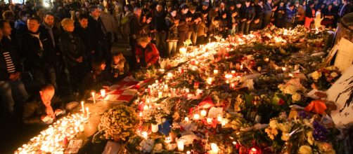 Memorial for victims of November 2015 ISIS attacks in Paris [image courtesy wikipedia]