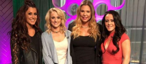 The 'Teen Mom 2' cast films the reunion. [Photo via Teen Mom/YouTube Screenshot]