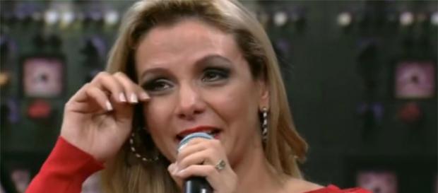 Carla Perez fala sobre sua saída do É o Tchan Carla Perez fala sobre sua saída do É o Tchan