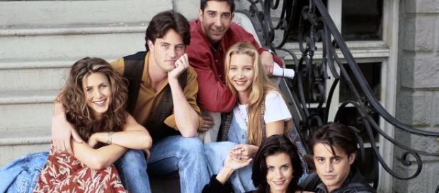 Does the 'Roseanne' Reboot Pave the Way for 'Friends'? - studybreaks.com Does the 'Roseanne' Reboot Pave the Way for 'Friends'? - studybreaks.com