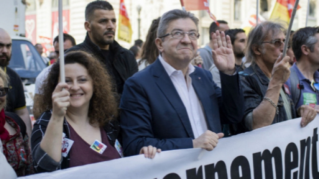 La France insoumise fait « la fête à Macron »