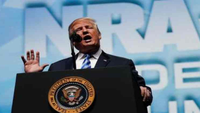 Vague d'indigantion en France suite aux propos de Donald Trump sur les attentats du 13 novembre 2015 à Paris