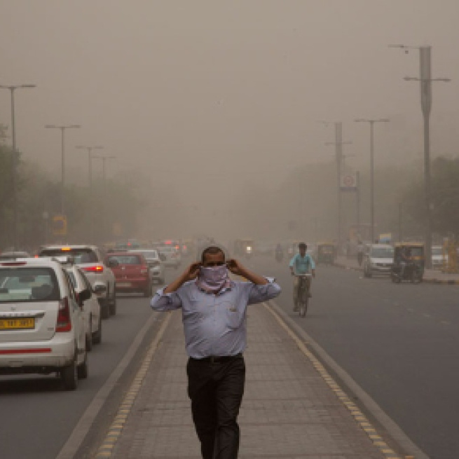 Tormenta de polvo en India: 97 muertos y cientos de heridos