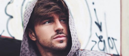 Gossip, Andrea Damante nel mirino: 'Quanto sei co***ne da 1 a 10?'.