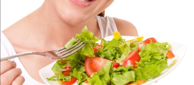 Alimentos que auxiliam na perda de peso Alimentos que auxiliam na perda de peso