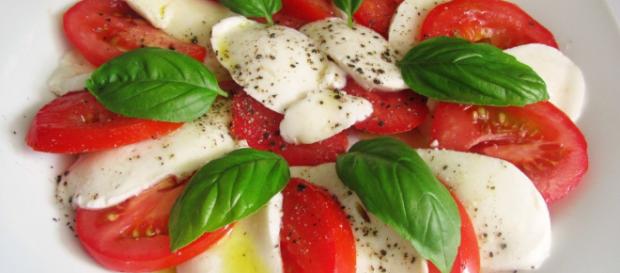 Einfacher Tomate - Mozzarella - Salat von Py-chan | Chefkoch.de - chefkoch.de Einfacher Tomate - Mozzarella - Salat von Py-chan | Chefkoch.de - chefkoch.de