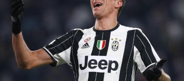 Este jugador esta cerca de cambiar de equipo Este jugador esta cerca de cambiar de equipo