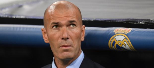 Mercato : Le Real Madrid perd l'avantage sur cette piste de Série A ! Mercato : Le Real Madrid perd l'avantage sur cette piste de Série A !