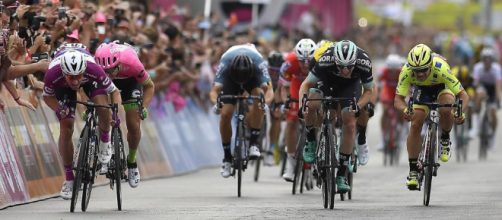 Dumoulin e Viviani partono col piede giusto - Cicloweb - cicloweb.it