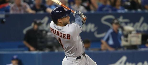 George Springer encendido y se va de 6-6 George Springer encendido y se va de 6-6
