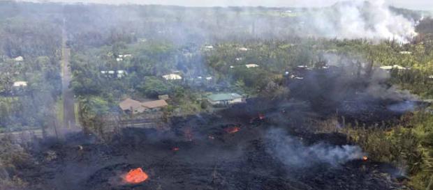 Volcán destruye 9 casas en Hawái; arroja lava 200 pies hacia ... - diario.mx Volcán destruye 9 casas en Hawái; arroja lava 200 pies hacia ... - diario.mx