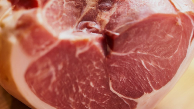 Contraffazione dal 2014 di prosciutto crudo: i marchi interessati.