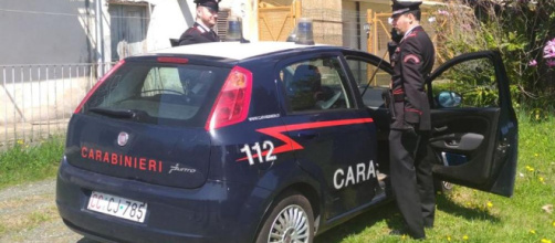 Sparatoria a Villarboit: lui spara e ferisce la moglie che è ora fuori pericolo