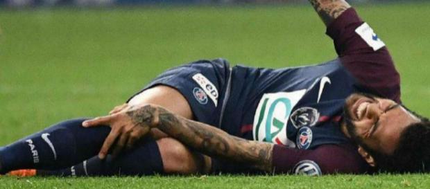 ALARMA: Dani Alves sufrió una lesión y pone en riesgo su presencia ... - diez.hn ALARMA: Dani Alves sufrió una lesión y pone en riesgo su presencia ... - diez.hn