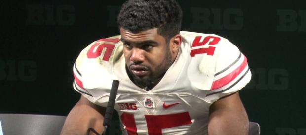Ezekiel Elliot looks forward to winning the rushing title this season - WOSNSports YouTube via Wikipedia Ezekiel Elliot looks forward to winning the rushing title this season - WOSNSports YouTube via Wikipedia