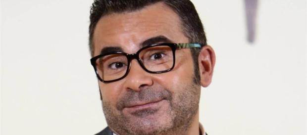 J.J. Vázquez, masacrado en Telecinco tras un error garrafal en su trabajo J.J. Vázquez, masacrado en Telecinco tras un error garrafal en su trabajo