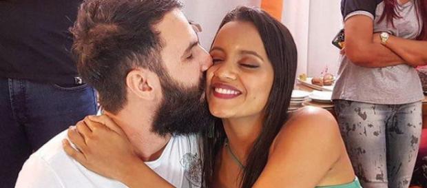 Wagner e Gleici estão juntos mas precisam se separar pela primeira vez Wagner e Gleici estão juntos mas precisam se separar pela primeira vez