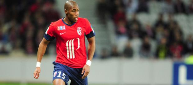 Djibril Sidibé bientôt en route pour l'Atlético Madrid ? Djibril Sidibé bientôt en route pour l'Atlético Madrid ?