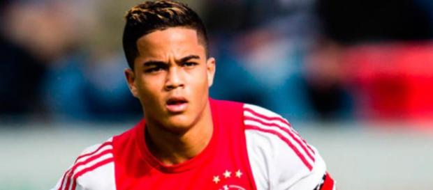 Justin Kluivert cerca de fichar por la Roma Justin Kluivert cerca de fichar por la Roma
