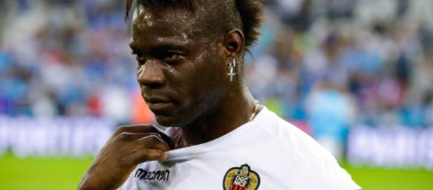 Mercato - Mercato : L'OM et l'OL sur le coup, la Roma prend la ... - foot01.com Mercato - Mercato : L'OM et l'OL sur le coup, la Roma prend la ... - foot01.com