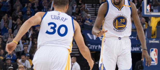Los Warriors salen victoriosos sobre Cleveland en un partido muy polémico Los Warriors salen victoriosos sobre Cleveland en un partido muy polémico
