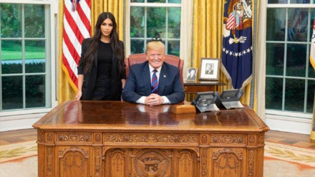 Donald Trump reçoit Kim Kardashian à la Maison Blanche