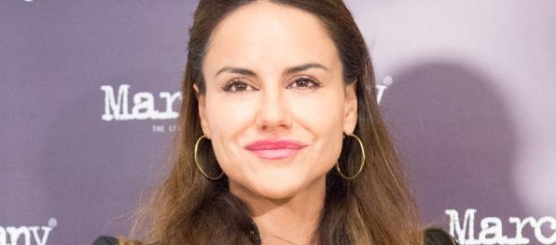 Sálvame: Mónica Hoyos llama 'sinvergüenza' a Belén Esteban después de hablar de su hija Sálvame: Mónica Hoyos llama 'sinvergüenza' a Belén Esteban después de hablar de su hija